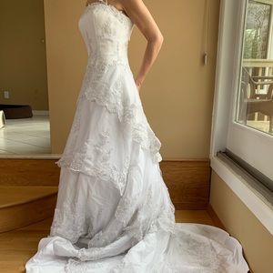 Wedding dress